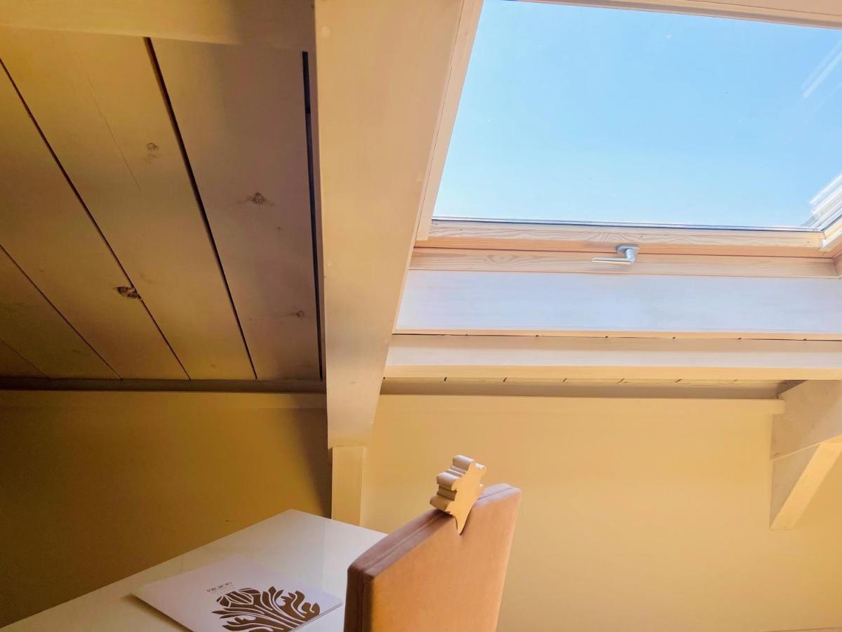 Hotel Palacio De Ubeda 5 G.L Bagian luar foto A skylight