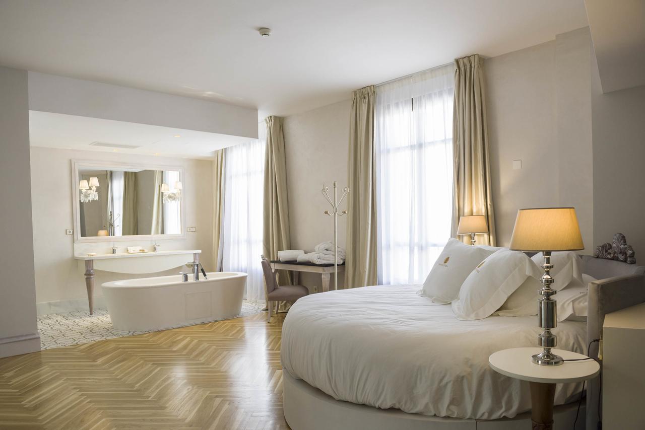 Hotel Palacio De Ubeda 5 G.L Bagian luar foto